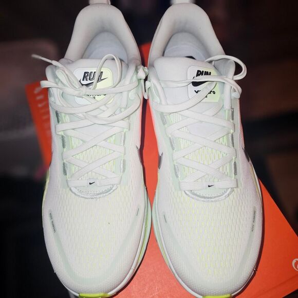 Nike Men's Vomero 18 Rare Colorway sz 12 - Picture 5 of 6